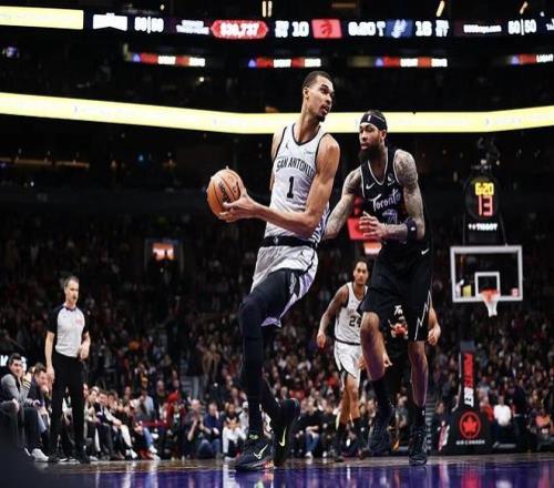 常规赛,广东对阵山,陶汉林精彩,爱游戏app,爱游戏官网,爱游戏体育官网,爱游戏体育app