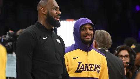 郑钦文成功闯入印第安维尔斯站八强